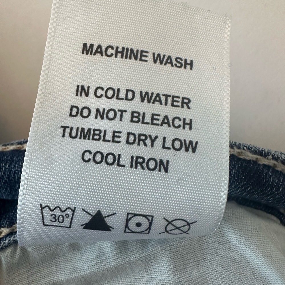 Judy Blue 15/32 Straight fit relaxed denim jeans - Picture 7 of 10